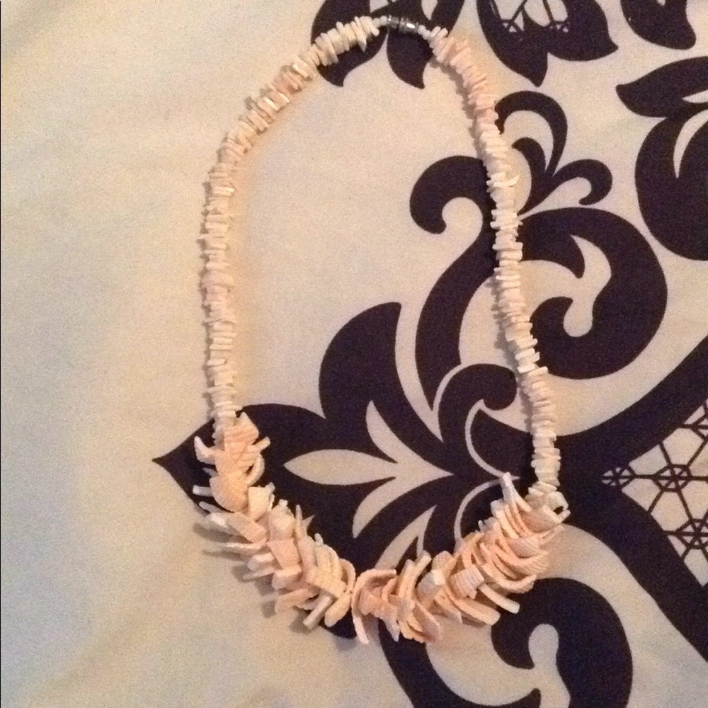 Pink shell necklace